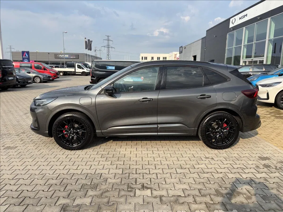 Ford Kuga - Náhled 2
