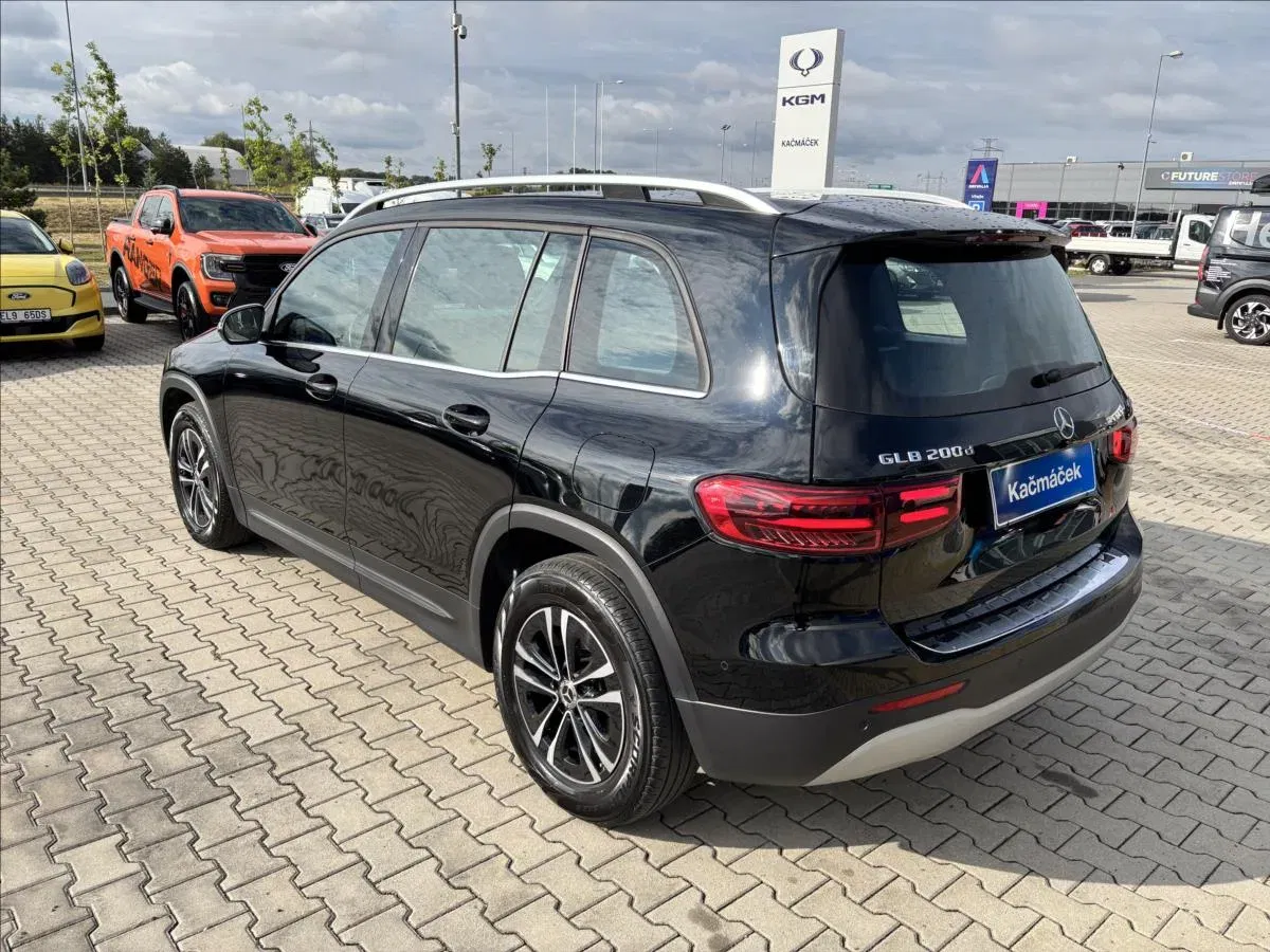 Mercedes-Benz GLB - Náhled 3