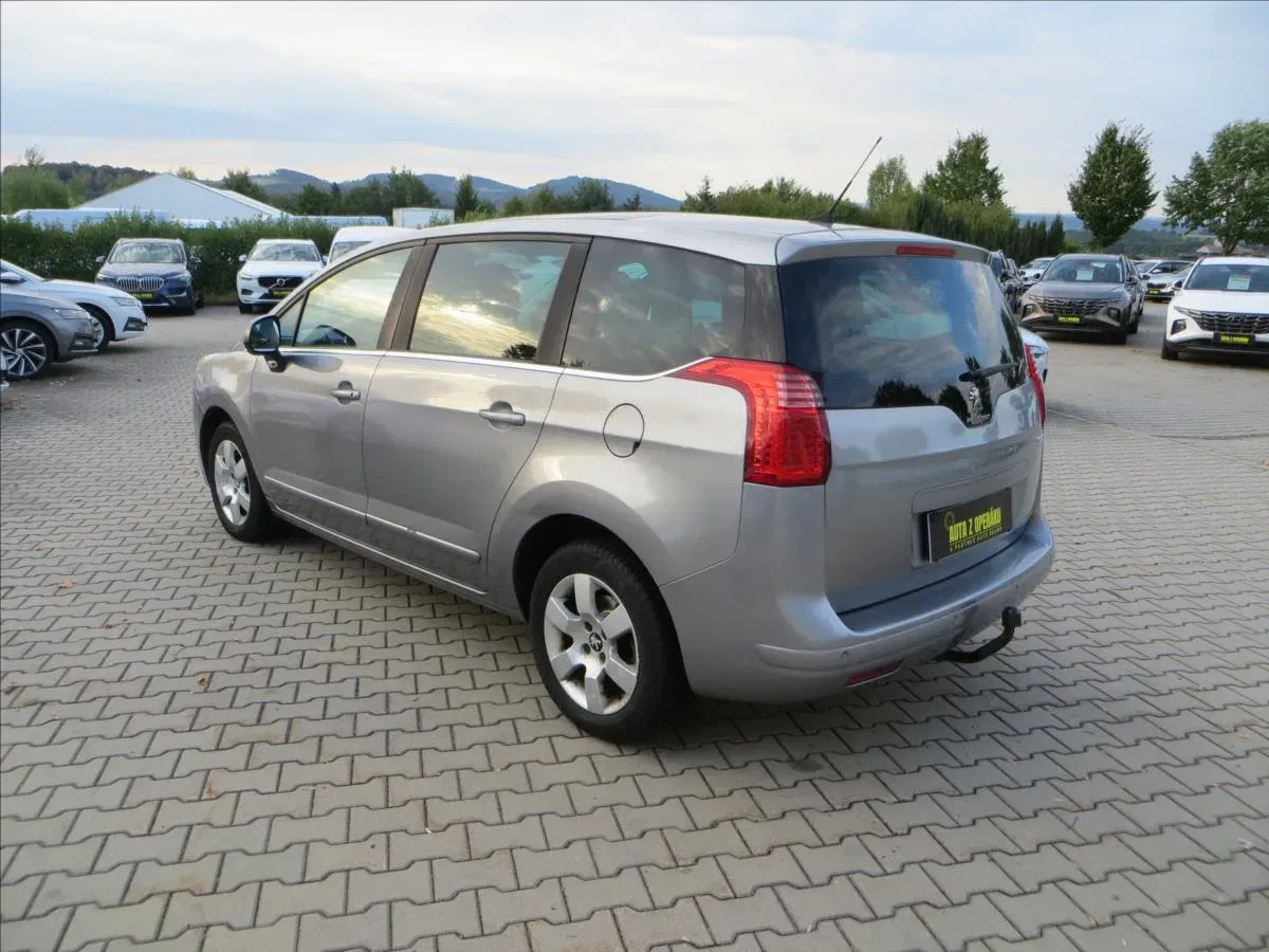 Peugeot 5008 - Náhled 5