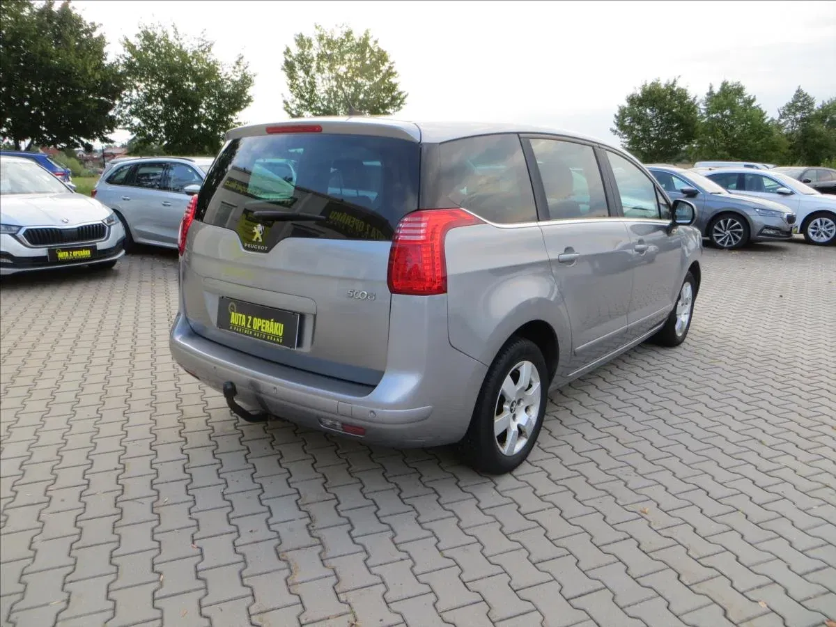 Peugeot 5008 - Náhled 8