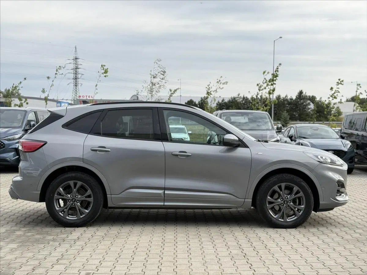 Ford Kuga - Náhled 6
