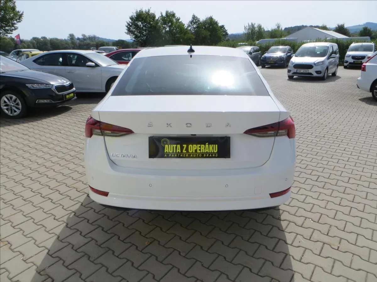 Škoda Octavia - Náhled 6