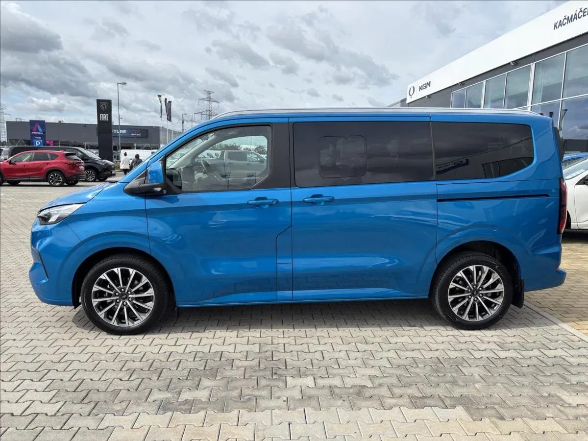 Ford Tourneo Custom - Náhled 2