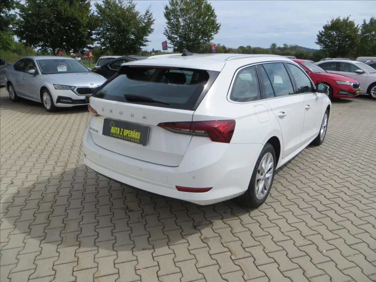 Škoda Octavia - Náhled 8