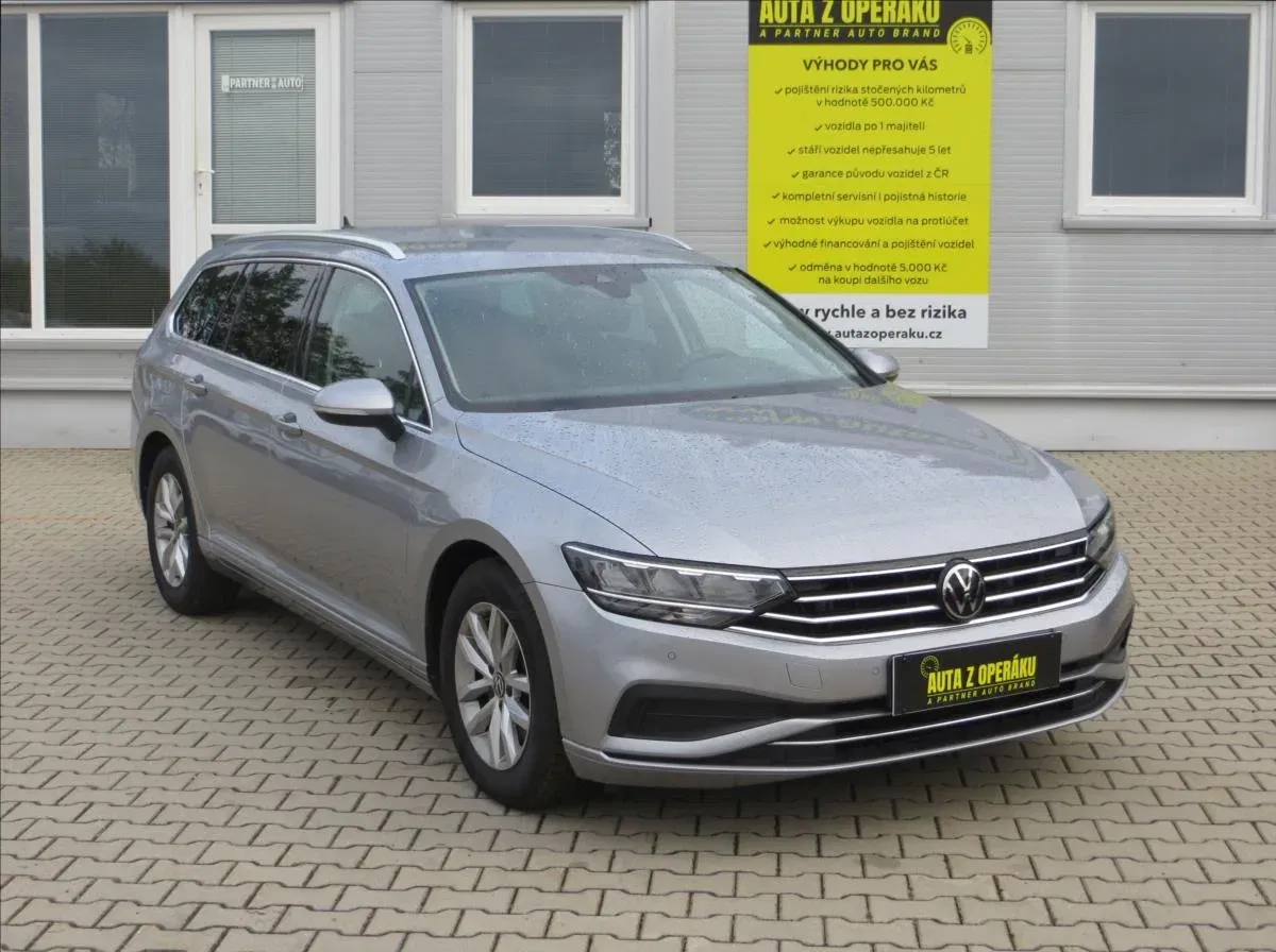 Volkswagen Passat 2,0 TDI 110kW Business DSG ČR, 2023