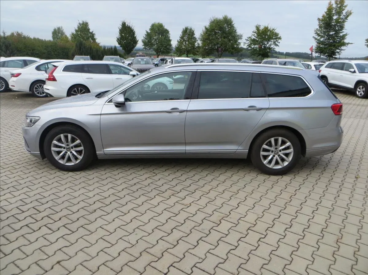 Volkswagen Passat - Náhled 4