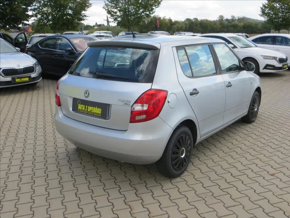 Škoda Fabia - Náhled 8