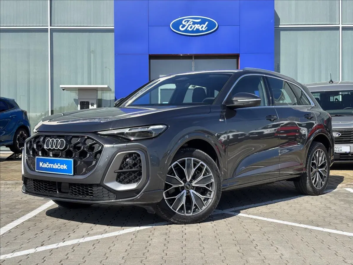 Audi Q5 - Obrázek 1