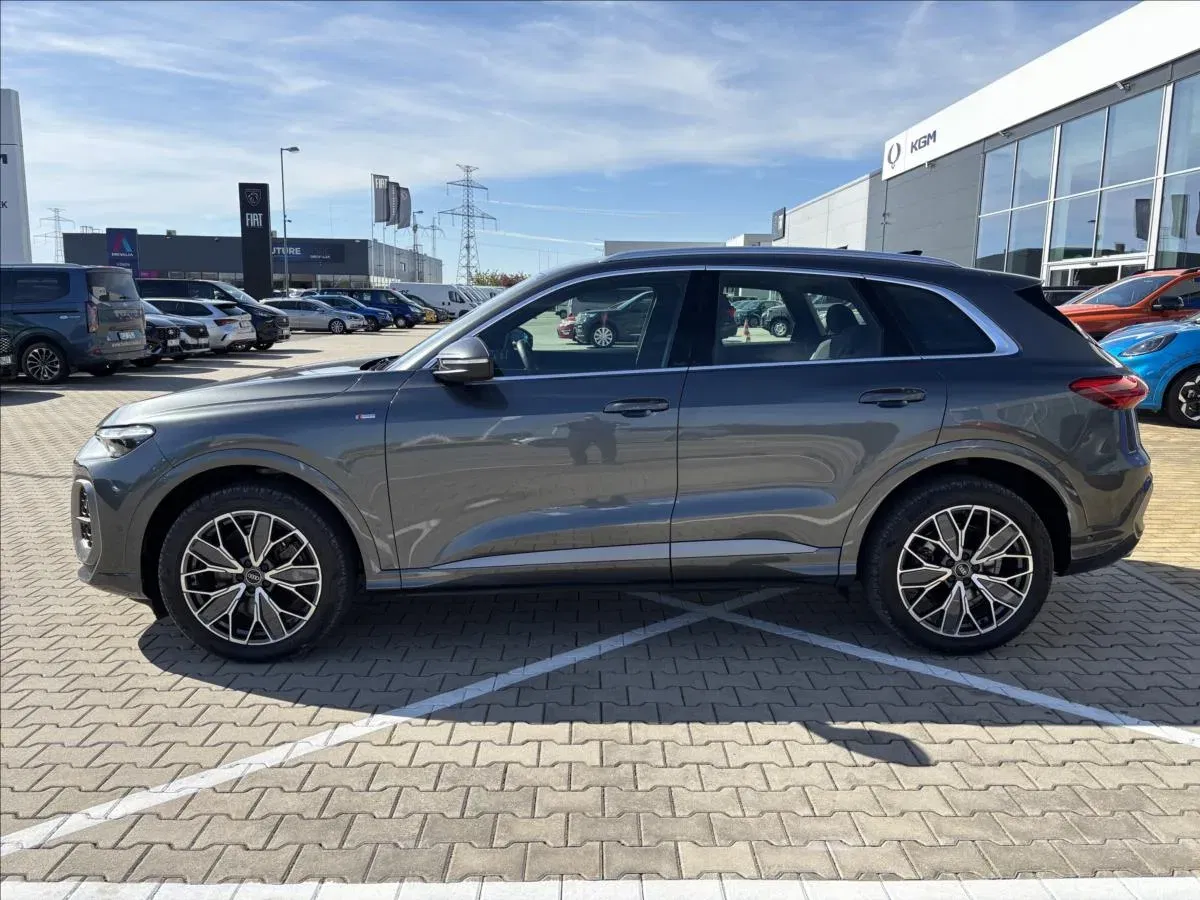 Audi Q5 - Náhled 2