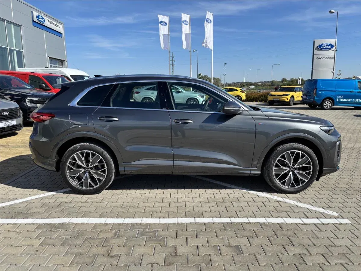 Audi Q5 - Náhled 6