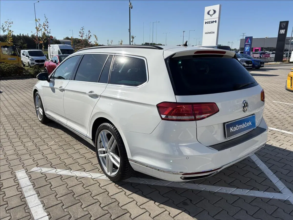 Volkswagen Passat - Náhled 3