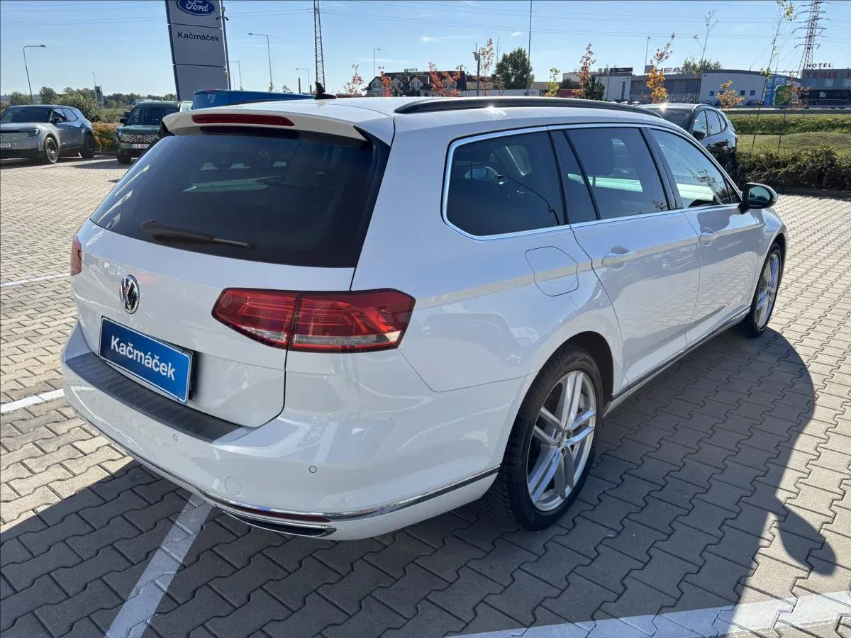 Volkswagen Passat - Náhled 5