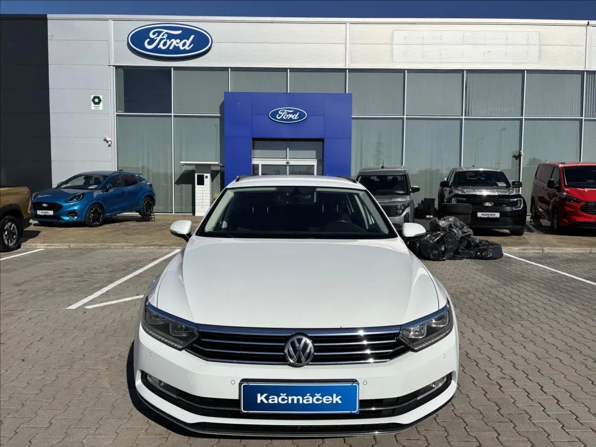 Volkswagen Passat - Náhled 8