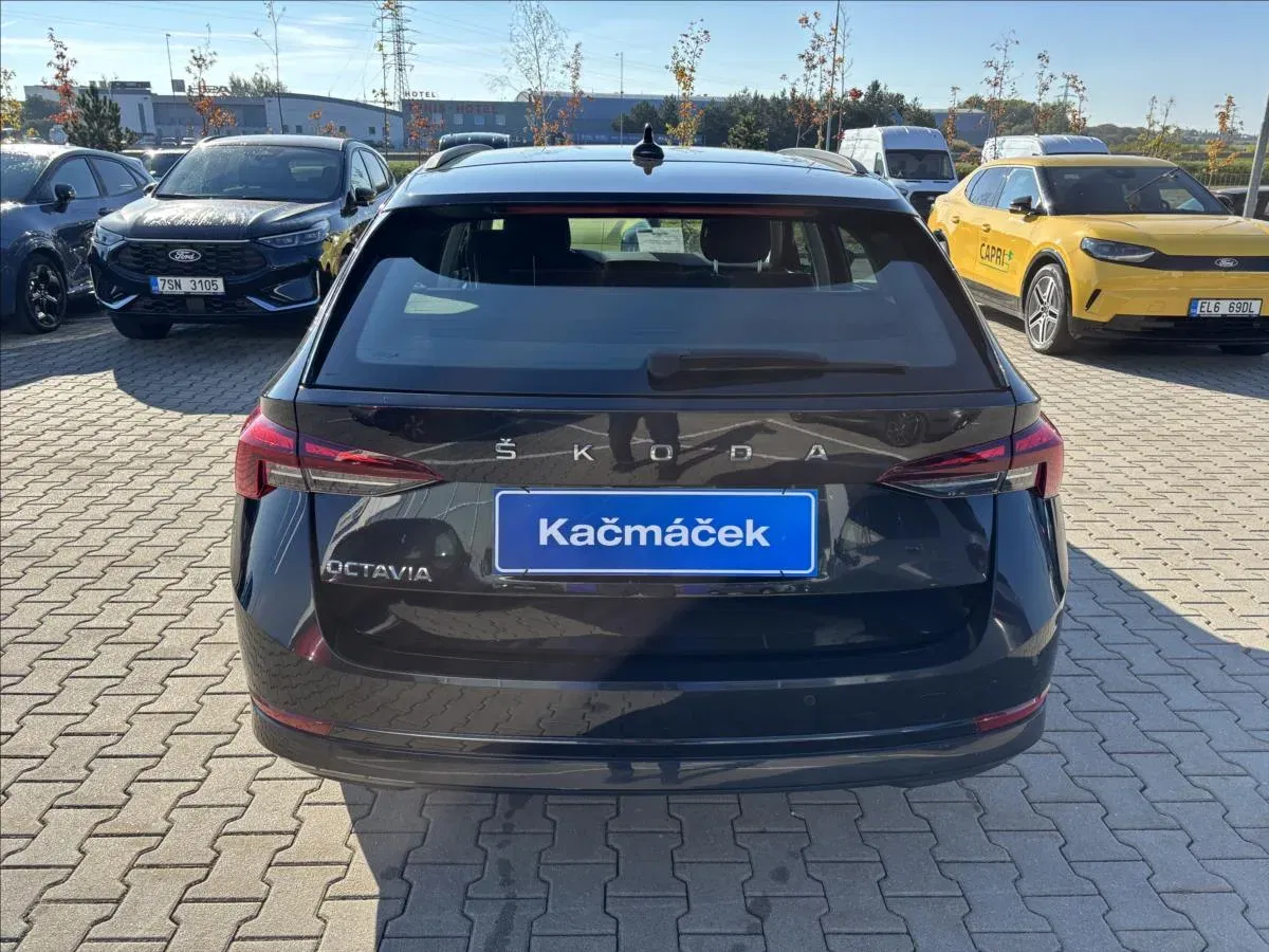 Škoda Octavia - Náhled 4