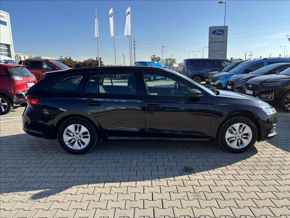 Škoda Octavia - Náhled 6