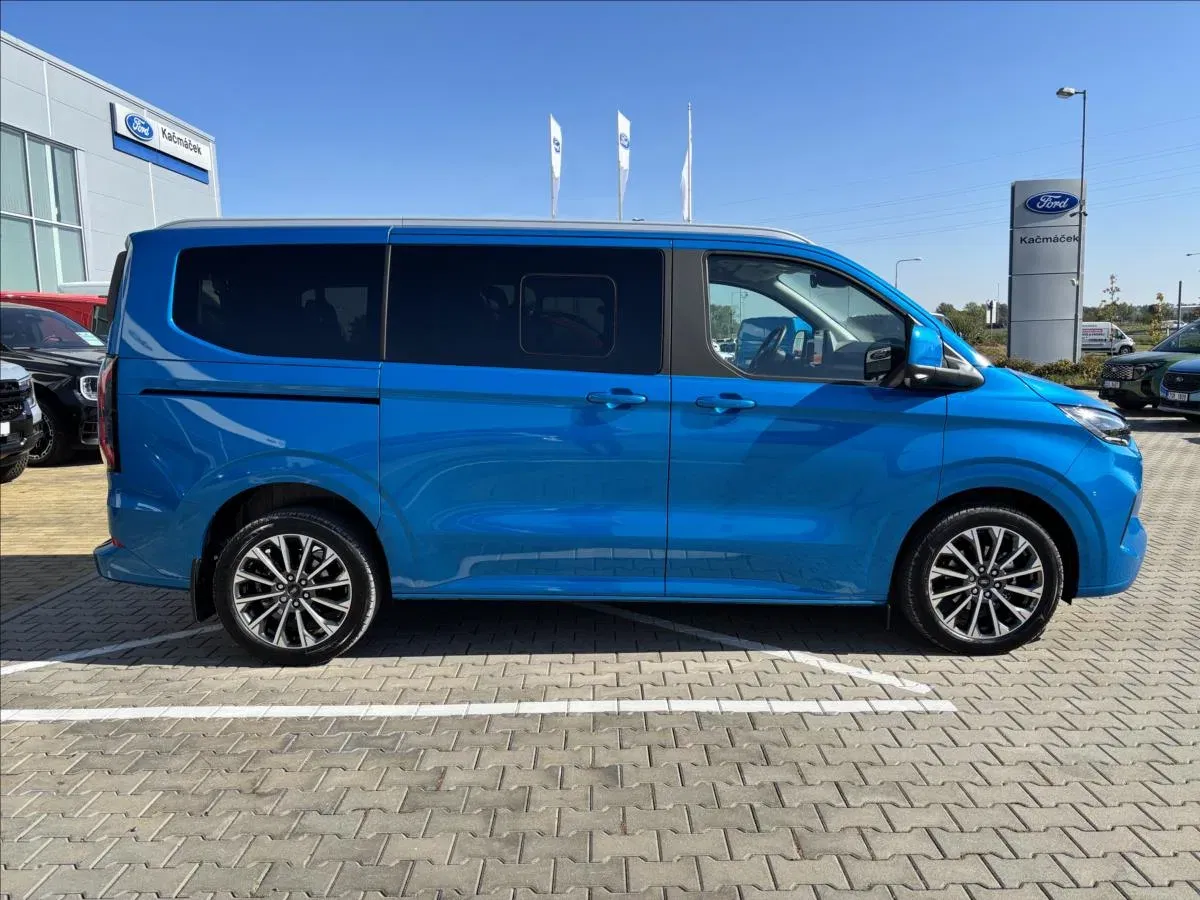 Ford Tourneo Custom - Náhled 6