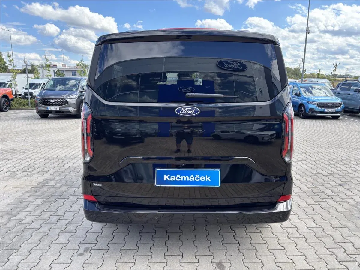 Ford Tourneo Custom - Náhled 4