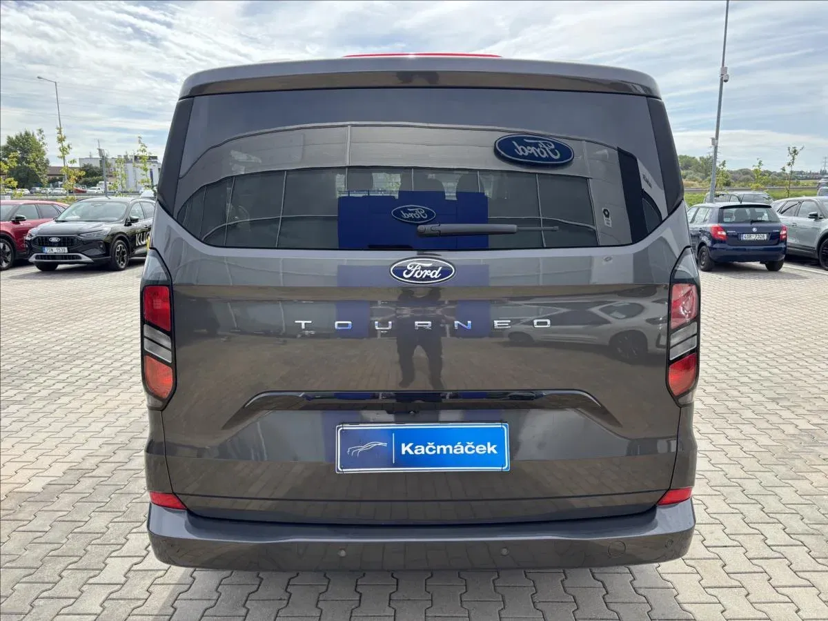 Ford Tourneo Custom - Náhled 4