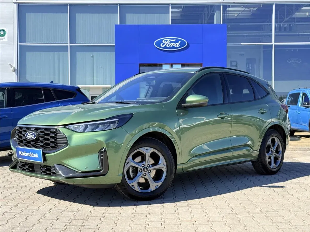 Ford Kuga 1,5 EcoBoost 137 kW ST-Line, 2026