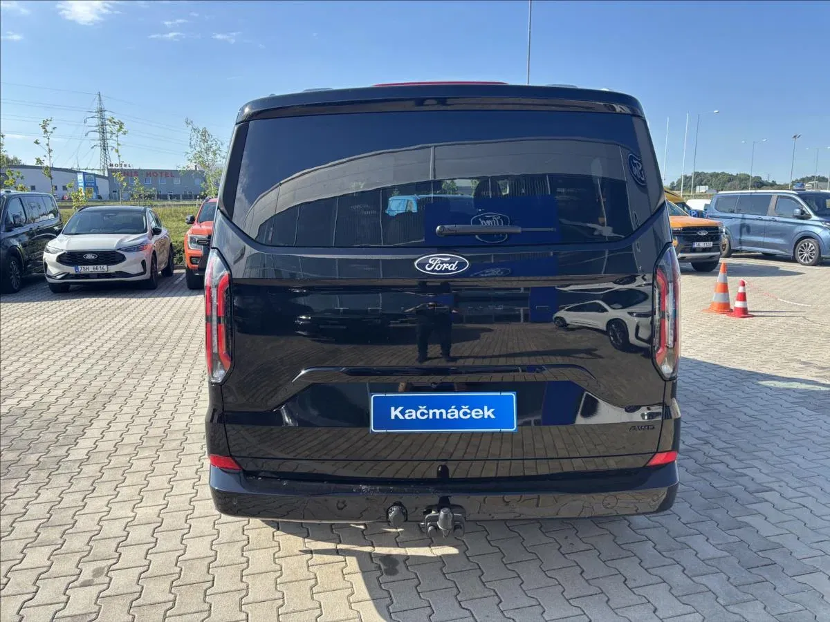 Ford Tourneo Custom - Náhled 4