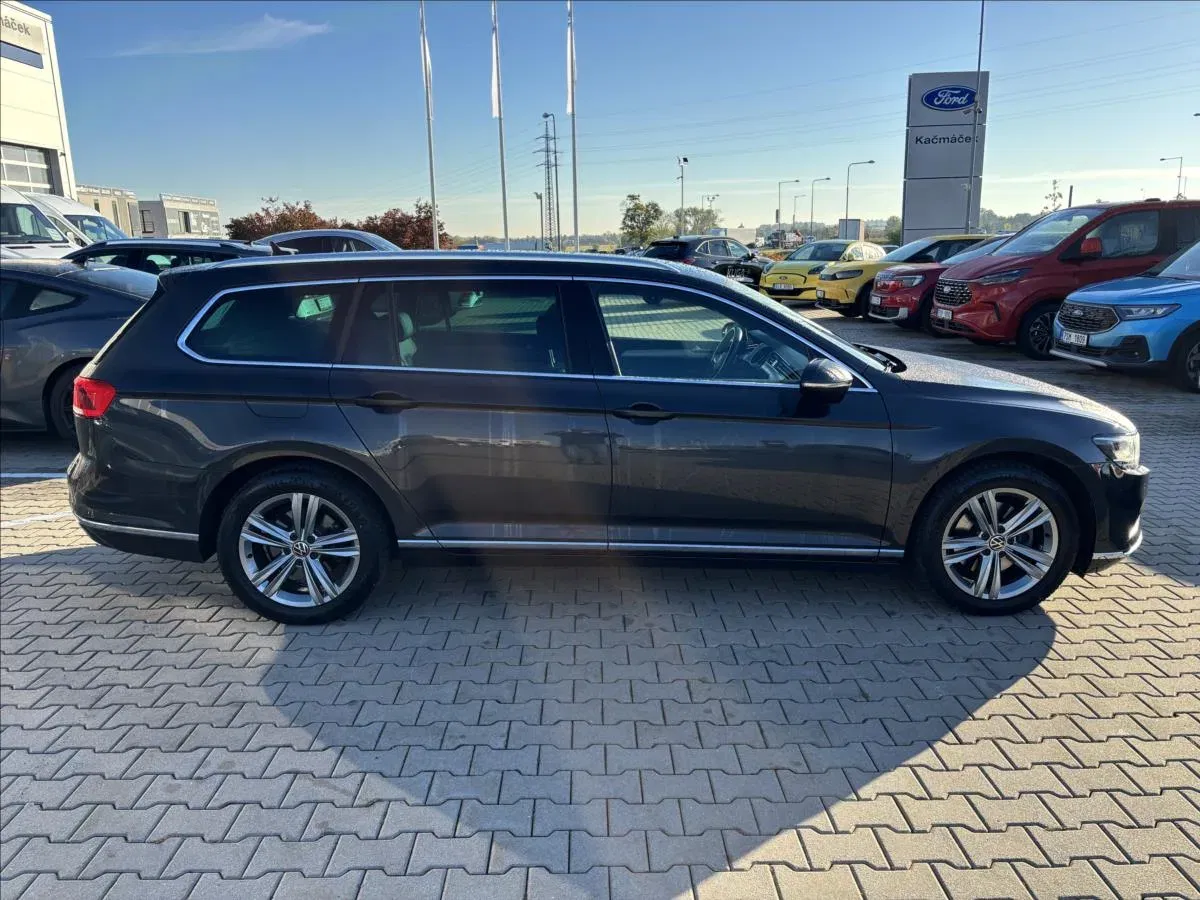 Volkswagen Passat - Náhled 5