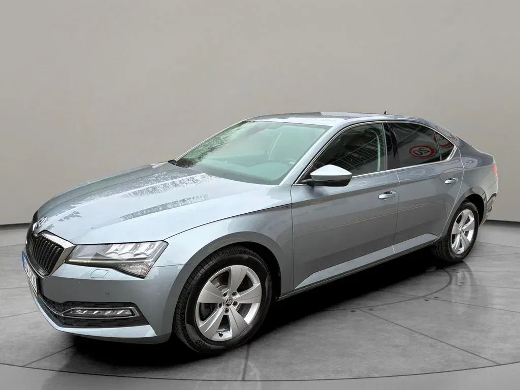 Škoda Superb - Obrázek 1