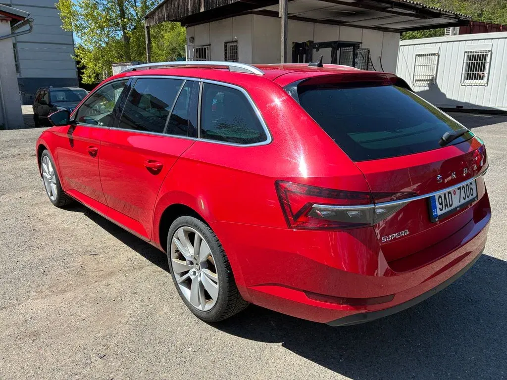 Škoda Superb - Náhled 5
