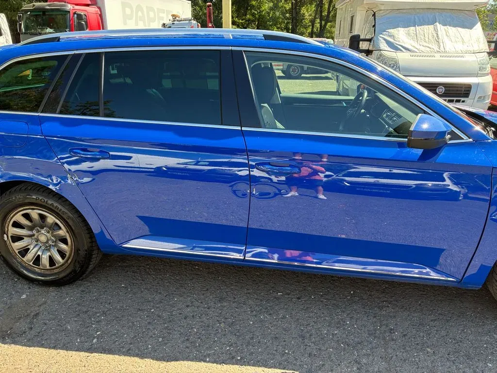 Škoda Superb - Náhled 8