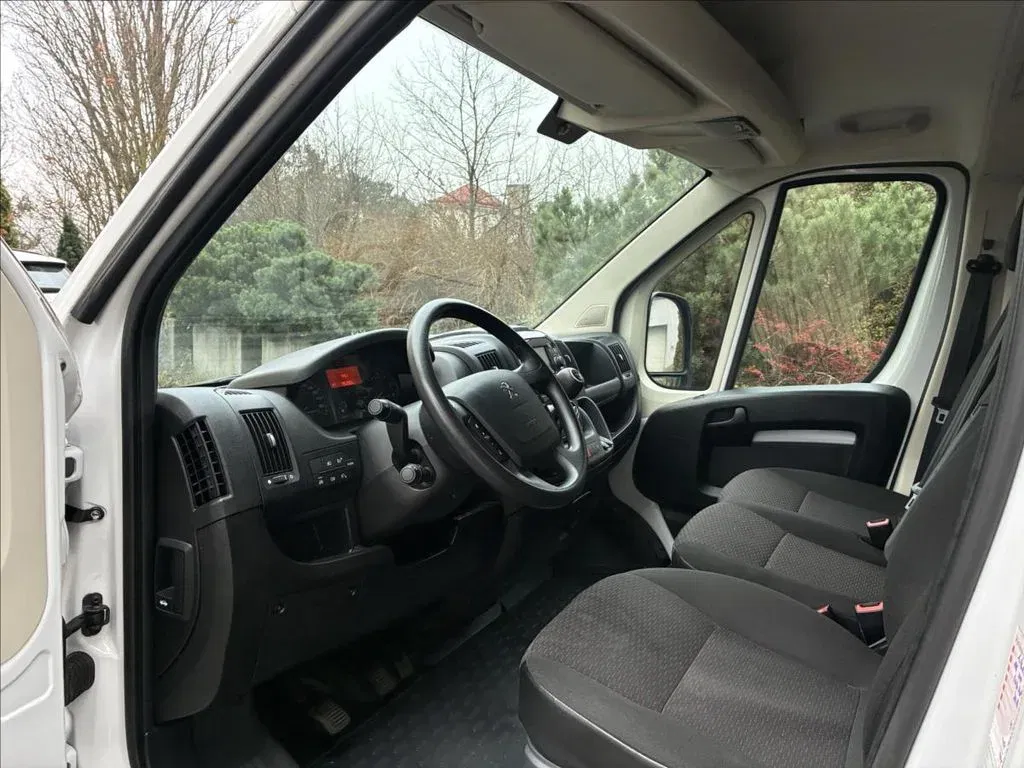 Peugeot Boxer - Náhled 7