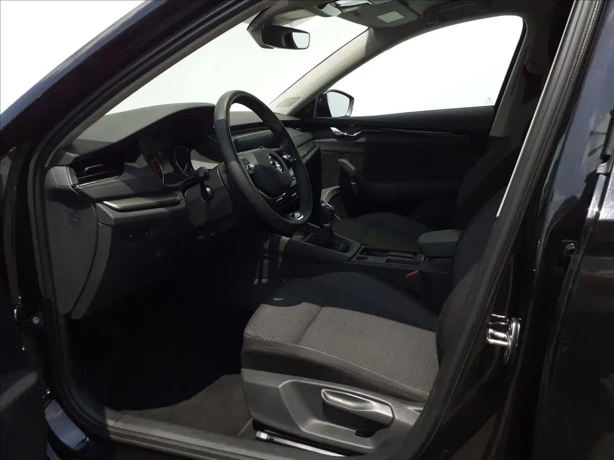 Škoda Octavia - Náhled 8