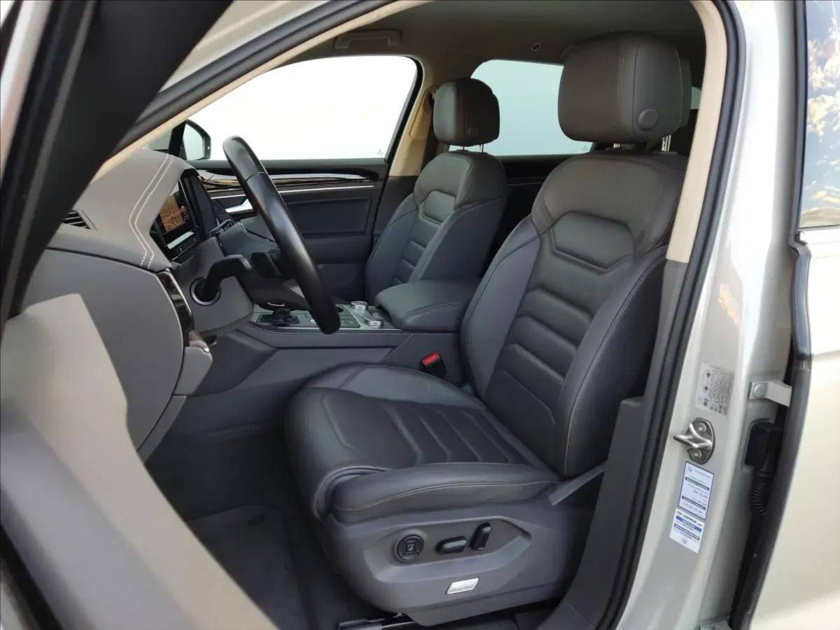 Volkswagen Touareg - Náhled 6