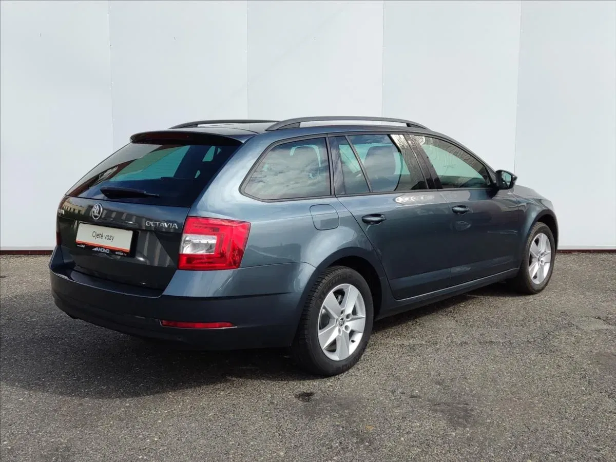 Škoda Octavia - Náhled 2