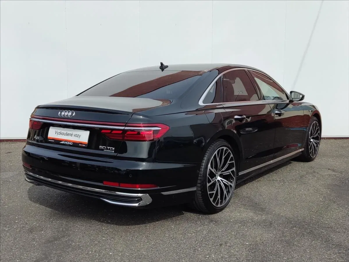 Audi A8 - Náhled 2