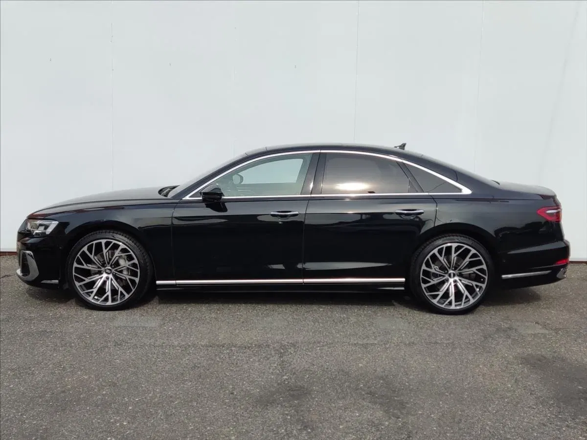Audi A8 - Náhled 3