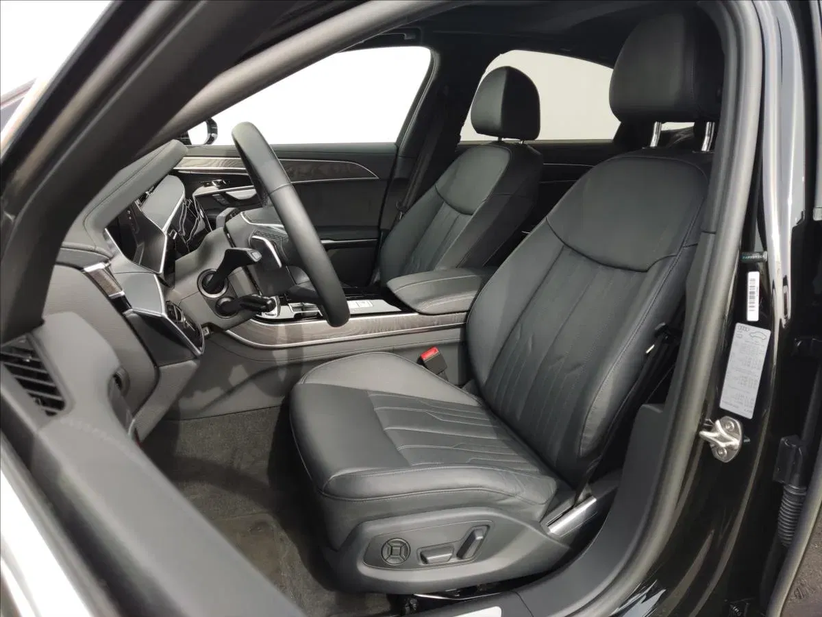 Audi A8 - Náhled 6