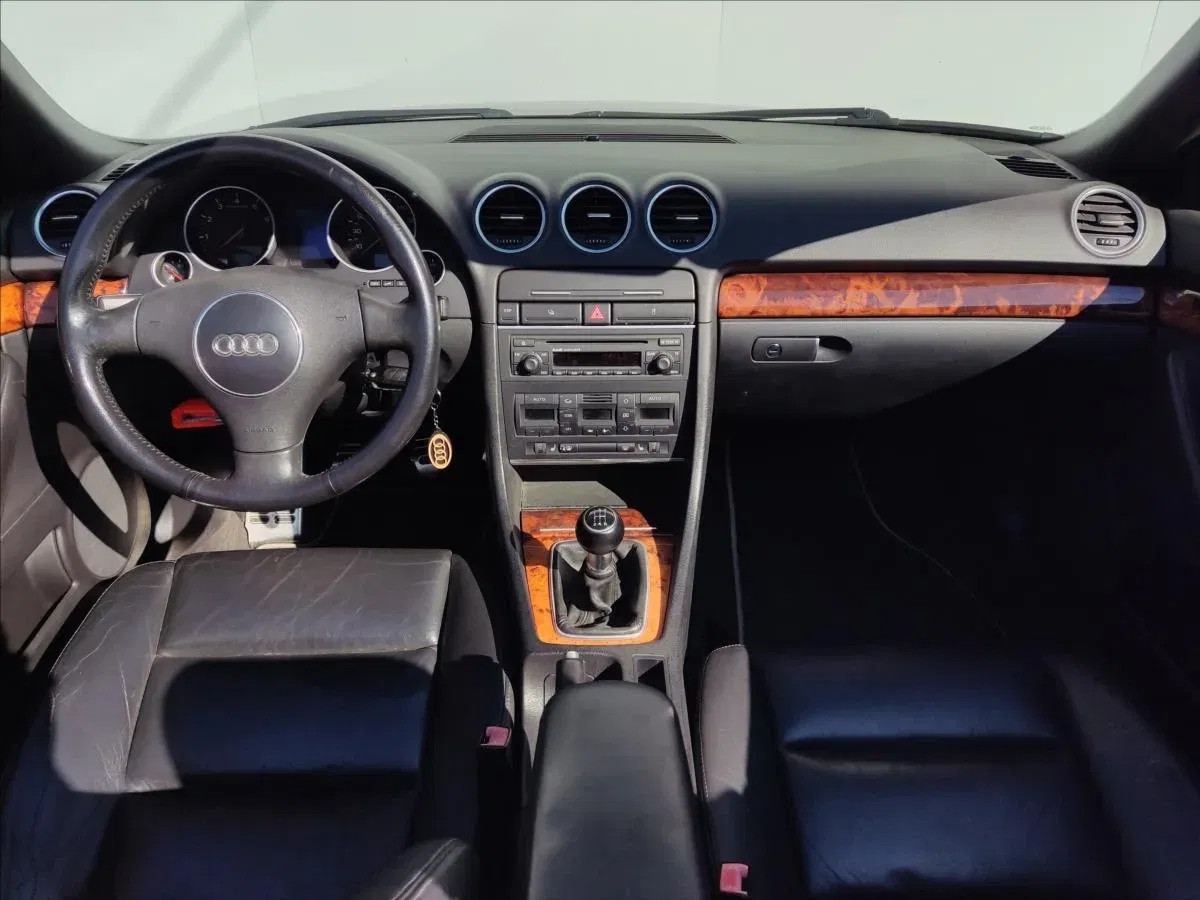 Audi A4 - Náhled 5