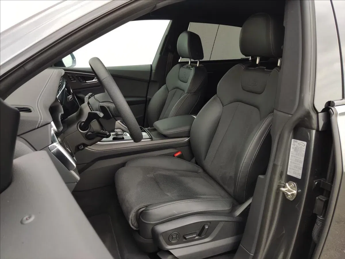 Audi Q8 - Náhled 6