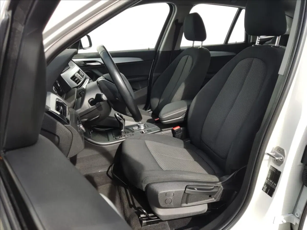 BMW X1 - Náhled 6