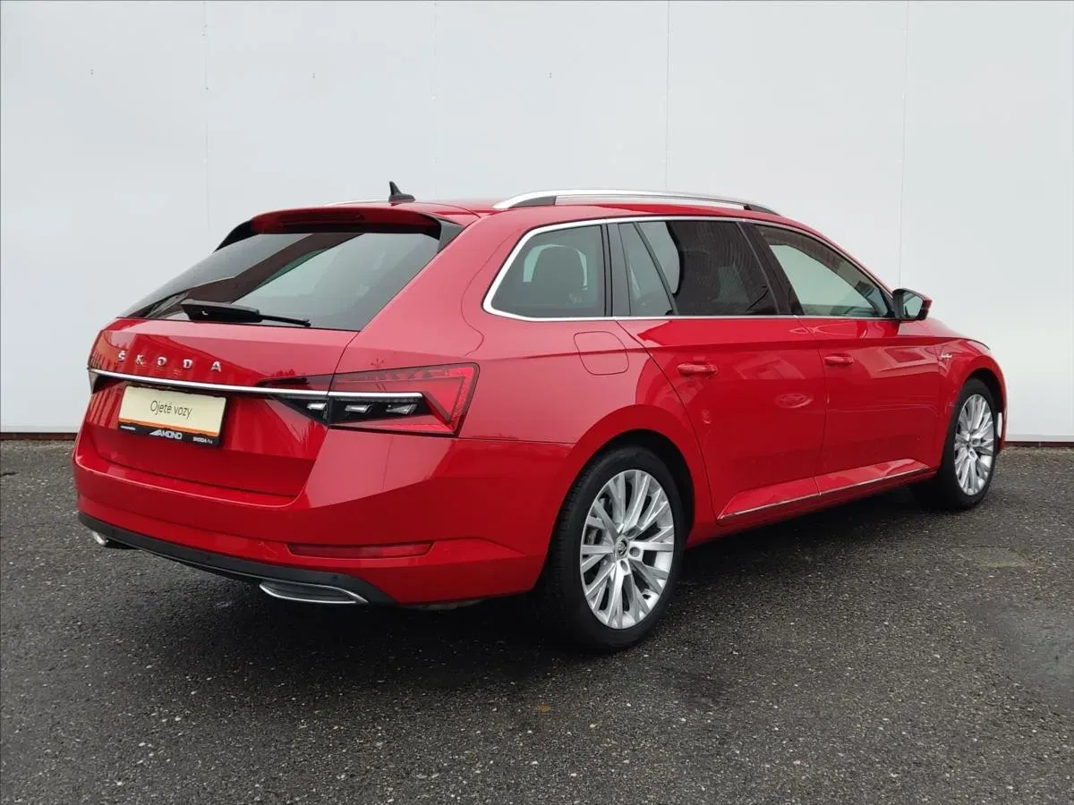 Škoda Superb - Náhled 2