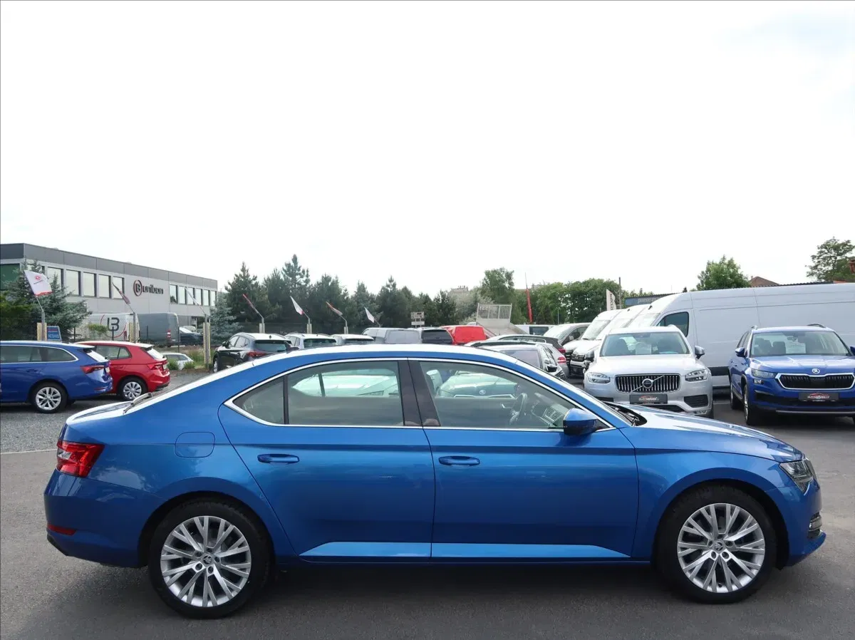 Škoda Superb - Náhled 5