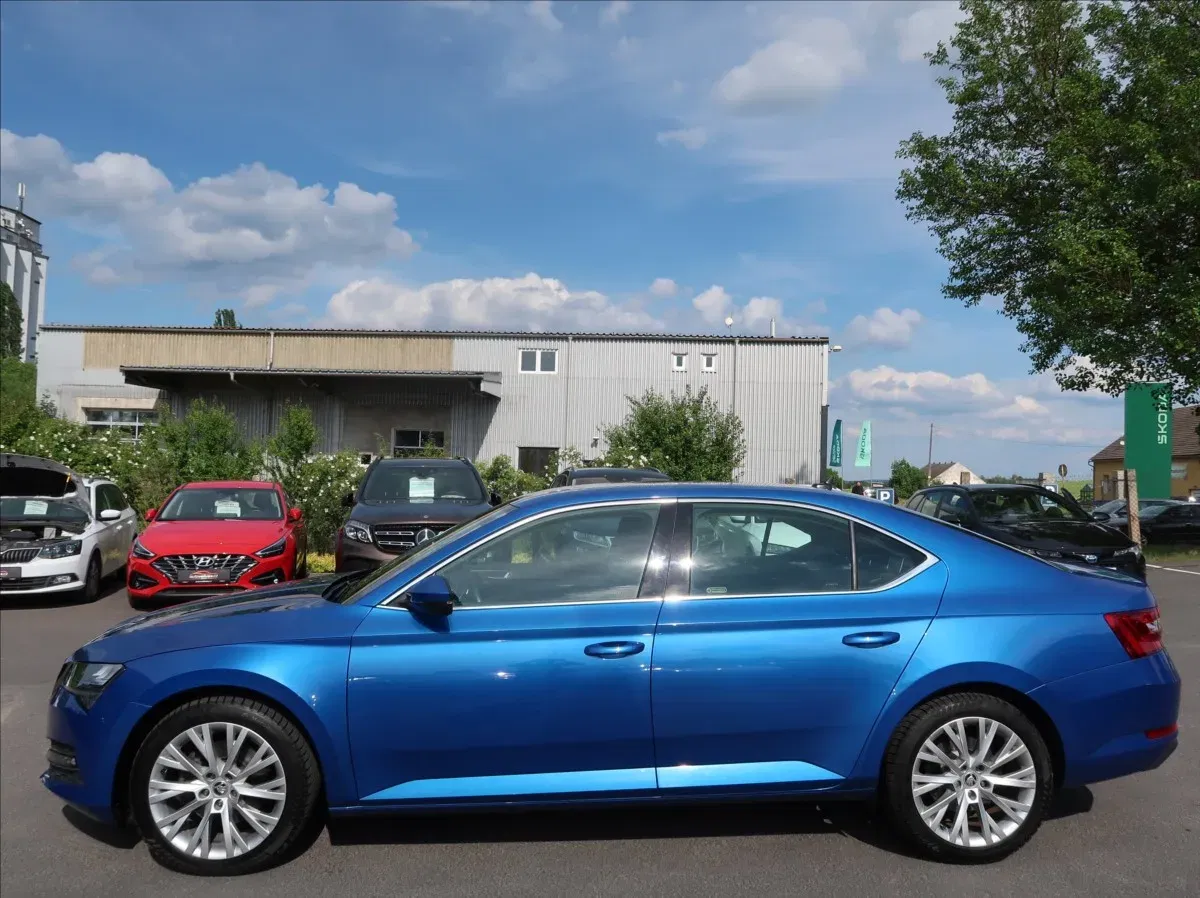 Škoda Superb - Náhled 6