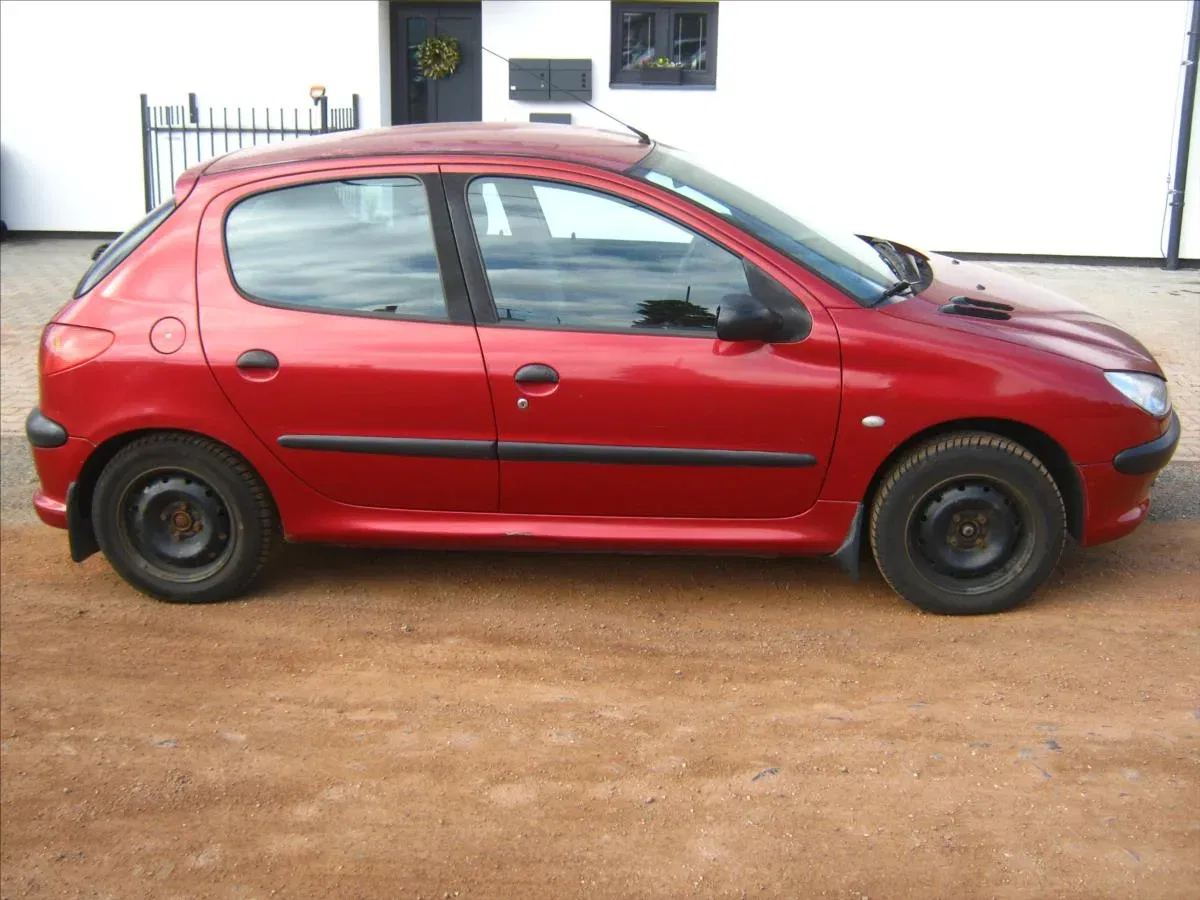 Peugeot 206 - Náhled 7