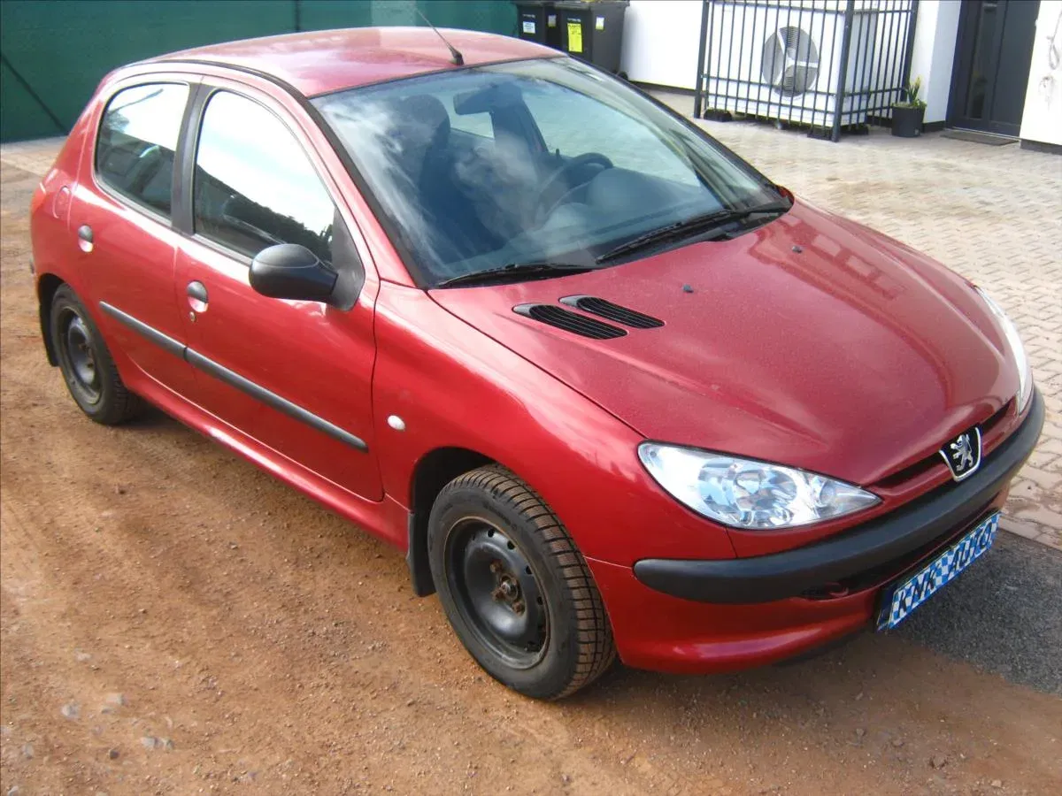 Peugeot 206 - Náhled 8