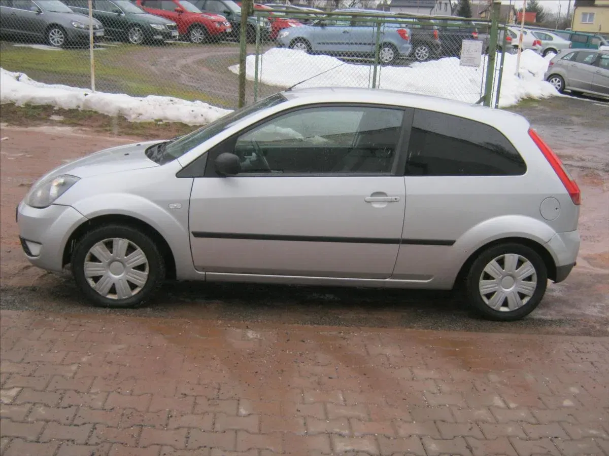 Ford Fiesta - Náhled 3