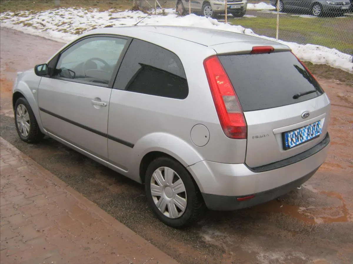 Ford Fiesta - Náhled 4
