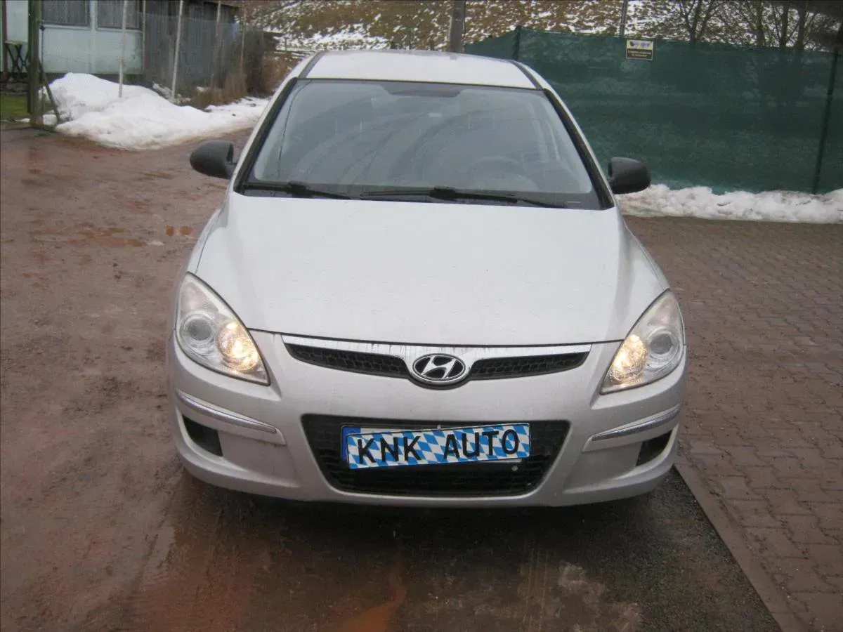 Hyundai i30 - Obrázek 1