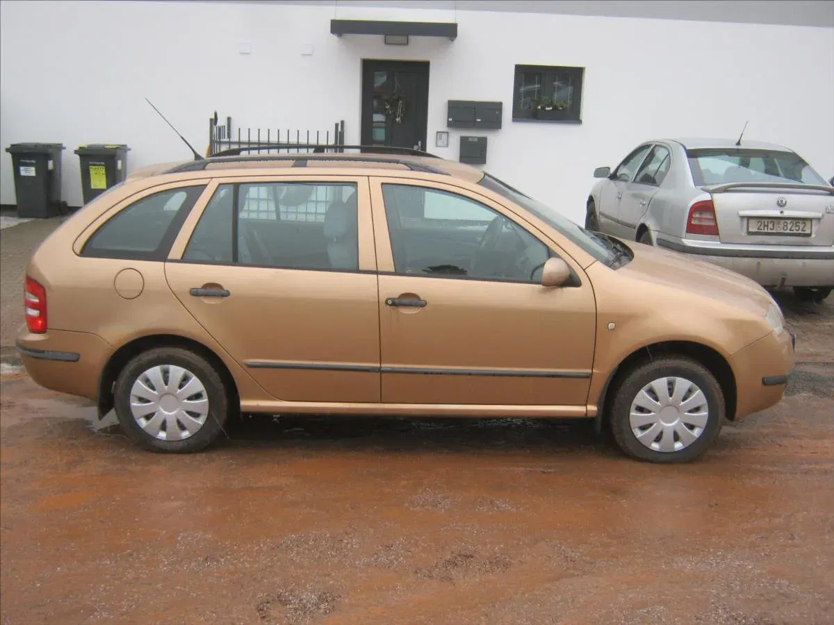 Škoda Fabia - Náhled 7