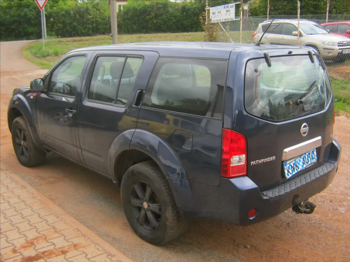 Nissan Pathfinder - Náhled 4