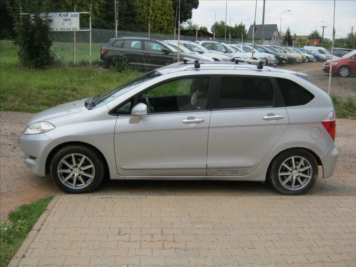 Honda FR-V - Náhled 3