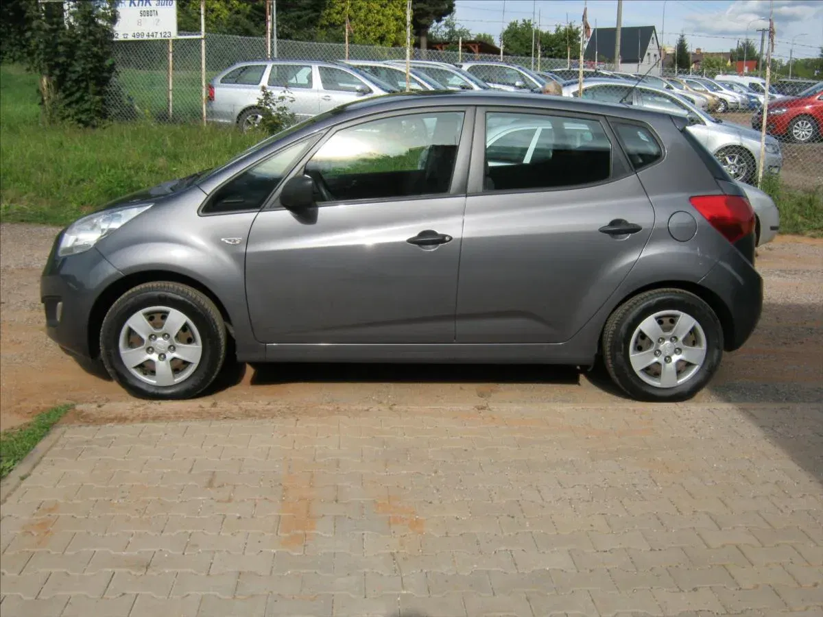 Kia Venga - Náhled 3
